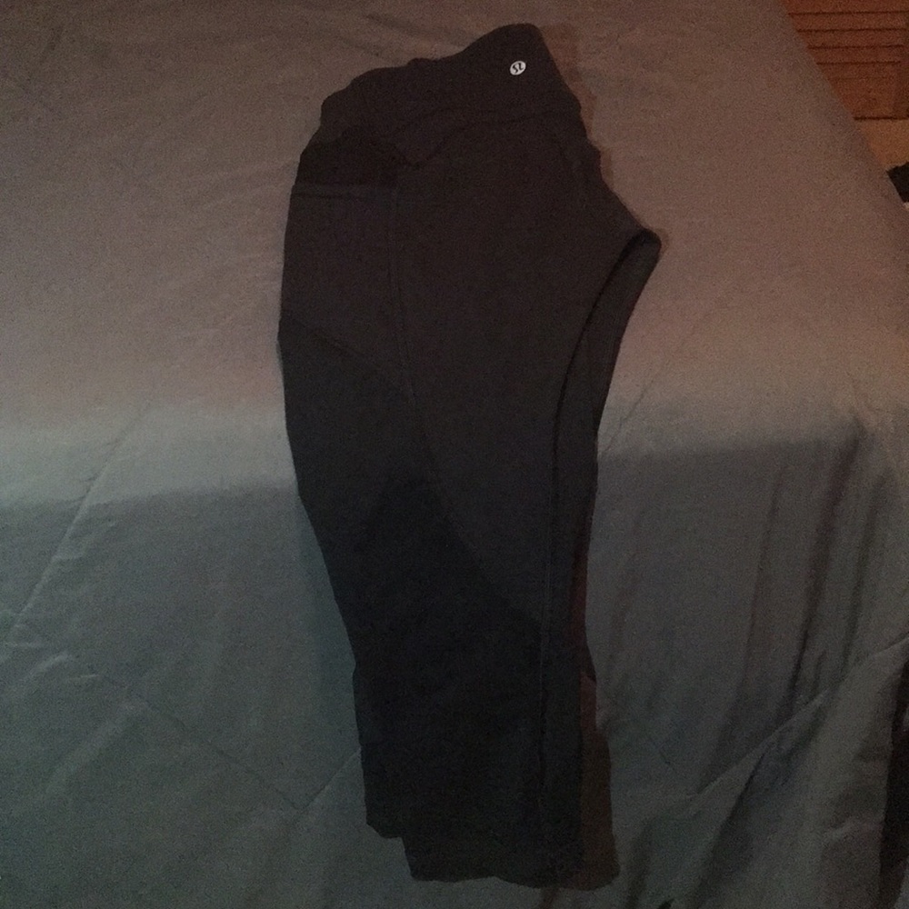Lululemon All The Right Places Crop size 10